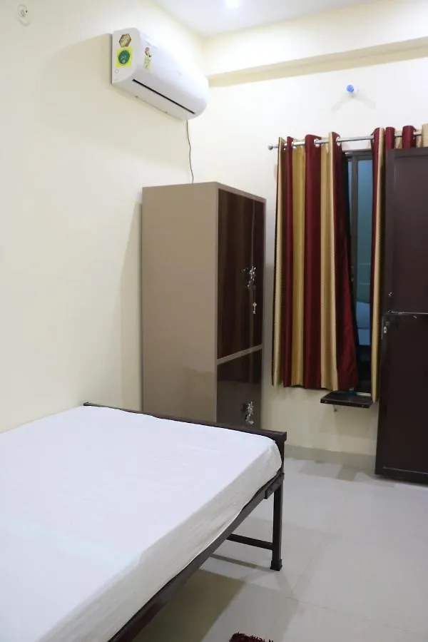 Hotel Saraswati Palace Varanasi