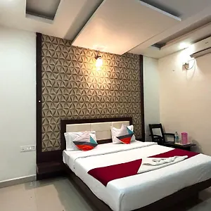 Hotel Aj Palace