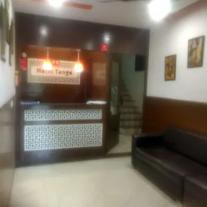 Economy hotel Oyo 10377 Tango